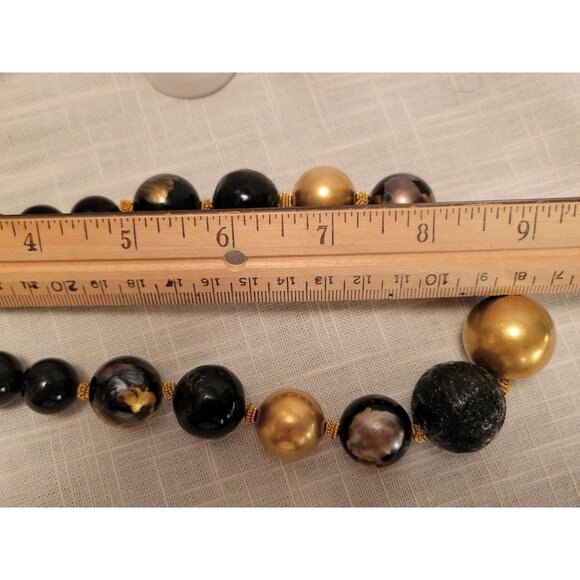 Vintage Trifari Black & Gold Clip-On Earrings & Statement Bead Necklace Set - Picture 9 of 12